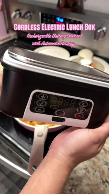 Upgraded my hubbys lunch box with this Cordless Electric Heated Lunch Box! 10/10! #electriclunchbox #cordlesslunchbox #cordlesselectriclunchbox #lunchbox #loncheraelectrica 