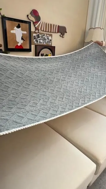 I’m very impressed with these couch/sofa covers!#sofacover #tiktokmademebuyit #soft #tiktokshop #fyp 