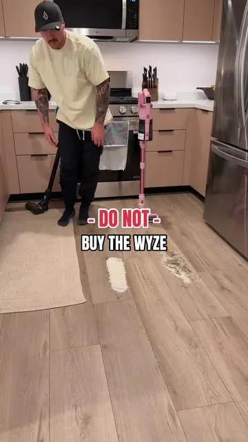 The beginning was not planned 😂 Seriously though, the Homeika Trucozie is SOO much better!! #fanfavoritedeals #tiktokshopcreatorpicks #homeikavacuum #vacuumcleaner #vacuum 