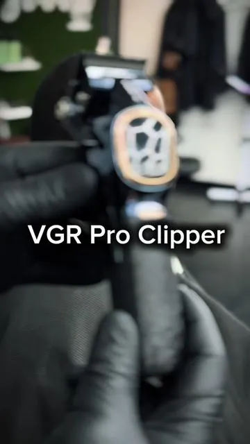 No voiceover. No hype. Just how the tools perform. Full review next. ✂️ #BarberTok #BarberLife #ClipperReview #BarberTools #FadeGame   
