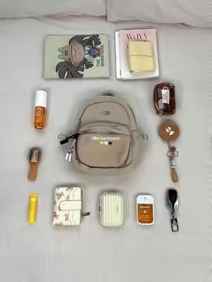 Mini size but large capacity🥳 such a cute mini backpack #backpack #minibag #cutebag #collegebag #whatsinmybag 