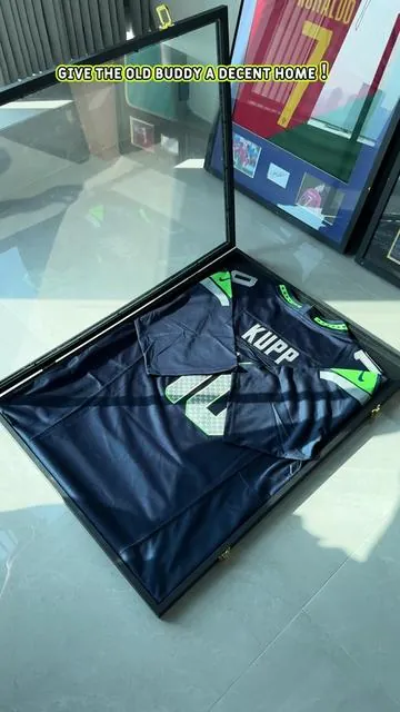 Kupp in the Emerald City#superbowl #nfl #seattle #jersey #frame 