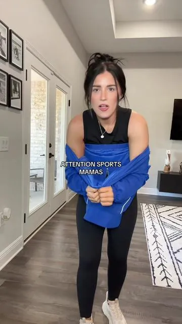 They were right about this pullover! So cute + comfy! 🤩 #pullover #quarterzip #sportsmom #athleticwear 