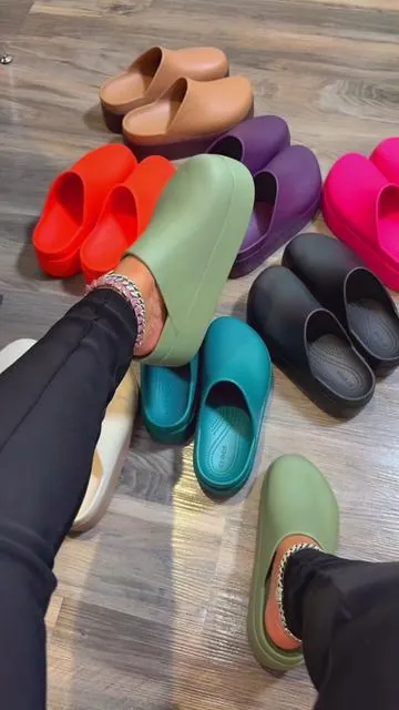 HIGHLY RECOMMEND! #crocs #dylanplatformclogs #dylanplatformcrocs #tiktokshoploveatfirstfind #tiktokshopcreatorpicks 