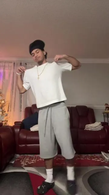 #viral #fypシ゚viral #trending #dance#dancechalleng 