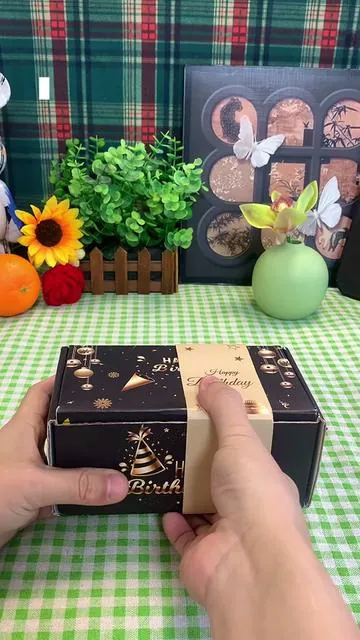 This is an unforgettable birthday surprise gift.#BirthdaySurprise  #CreativeGift #signaturegift  #SurpriseBox #BirthdayGift 