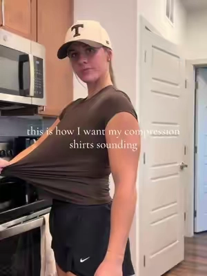 These compression/gym shirts are so flattering and snatch your waist even better than Ms. Kim K’s 🤏🏼🤏🏼🤏🏼

#compressionshirt #compression #gymshirt #timeoffsports 