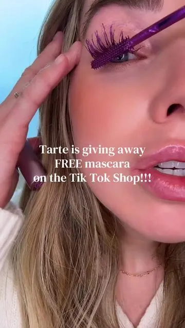@tarte cosmetics colored mascara is the actual tea.  #mermaidmakeup #concertoutfit #coachella #festivalmakeup #festivaloutfit 