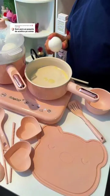 Respuesta a @🌸KARY🌸 solucionado. Aunque es antiadherente y nada se pega  #KidsKitchen #PretendPlay #ToyKitchen #tiktokshopjumpstartsale #tiktokshopcreatorpicks 