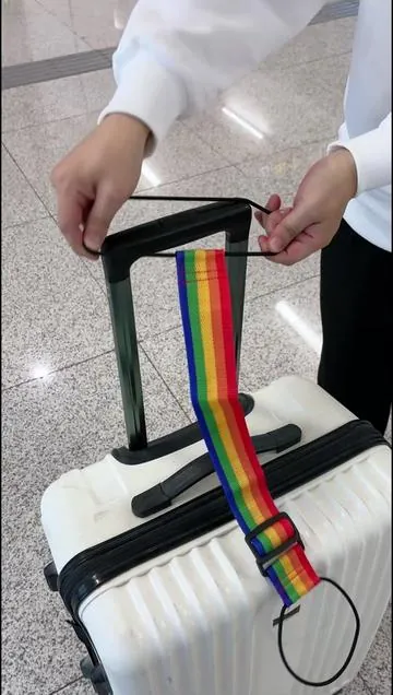 This Luggage Strap Changes How You Travel!