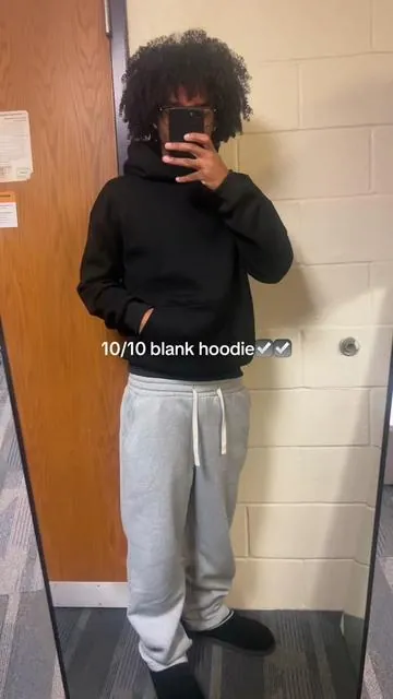 #comfy #hoodie #blankhoodie #fashioninspo #streetwear 