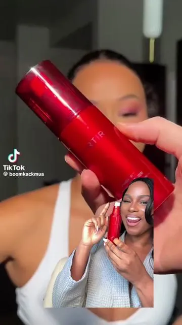 Melts and sets into place !! You need her in the line up girls!  #settingspray #makeuphacks #kbeauty #tirtirsettingspray #koreanmakeup @TIRTIR Inc. 