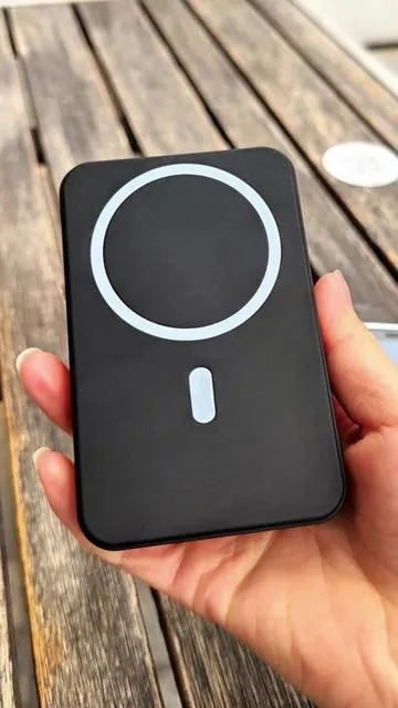 Stick it, spin it, charge fast — your phone’s new best friend!  #newyearnewme #fastcharging #wirelesscharging#tiktokshopjumpstartsale #powerbank