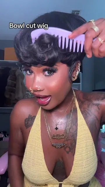 This is the wig you need to add to your collection. It's the bowl cut and it's super cute. I didn't cut it. Only thing I did was style it to my face. ##bowcut##tiktokshophoildayhaul##fyp##wighair##viral @Showreal Humanhair 