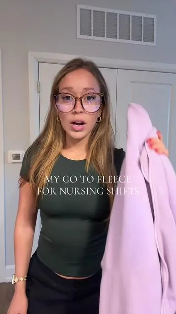 This fleece has been in the rotation all winter long 🧸💜 #tiktokshop #tiktokshopvalentinesday #nursesoftiktok #fleecejacket #nursingessentials 