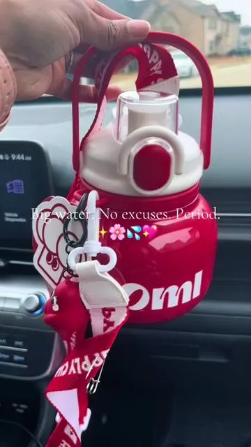 This 60oz tumbler keeps me hydrated ALL day and the strap means hands-free, gym-to-errands vibes. Cute, practical @Sidagar #sidagartumblerstraw #watertumbler #tiktokshopcreatorpicks #sidagarlovetumbler #gymbottle  