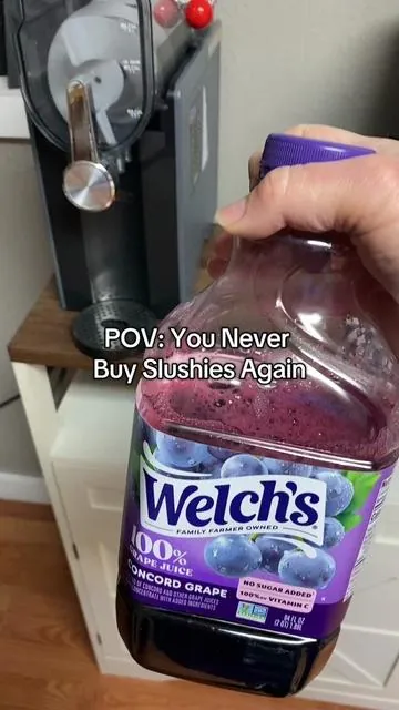 This Is Your Sign to Get a Slushie Maker ! #slushiemachine #slushymaker #slushymachine #slushiemaker #tiktokshopcreatorpicks 