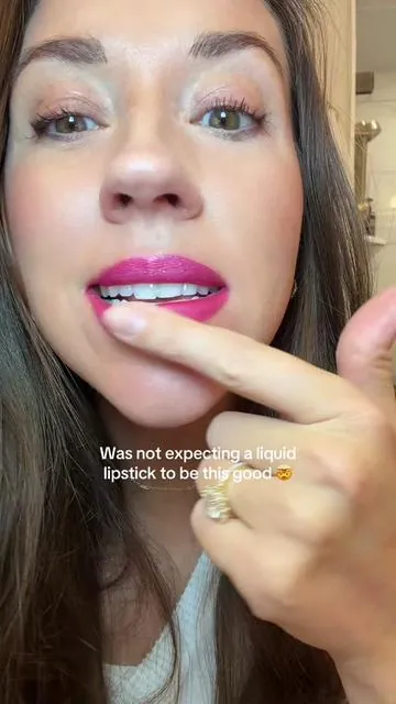 #liquidlipstick #lipstick #metalliclipstick #lipgloss #smudgeproof 