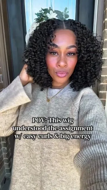 POV: This wig understood the assignment with easy curls & big energy! @Frodio Hair #wig #wiginstall #gluelesswigs #curlywig 