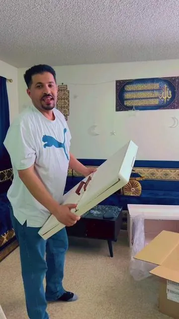 ادراج حلوات للملابس سهل الفك والركاب وسهل في حاله النقل الشحن سريع كونه من امريكا بالنسبه لسعر يتغير بس خمس ادراج شليته شامل الشحن والضرائب $129 واحيانا يرتفع السعر مقاسه xxl وإذا شليته من مكان آخر تأكد من الاسم والحجم في أنواع كثير مره غلط بشبيه وأصغر شوي @نصر ابن اليمن احتياطي 🇺🇸🇾🇪 #الجاليه_العربيه_في_امريكا #tiktokshop 