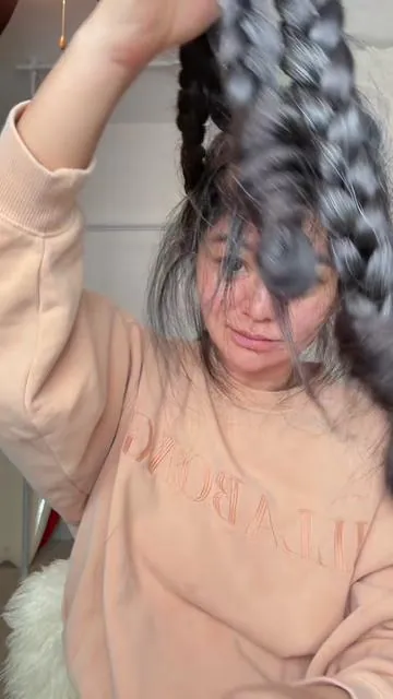 Biotin every single day 💁🏻‍♀️  #tiktokshopcreatorpicks #newyearnewme #tiktokshoploveatfirstfind #hairgrowthjourney #hairgoals 