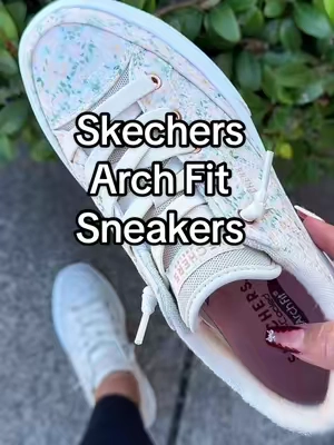 Girlies that need some extra arch support, you’re gonna love these Skechers arch fit sneakers! #skechers #skechersarchfit #skecherssneakers #womenssneakers #tiktokshopcreatorpicks 