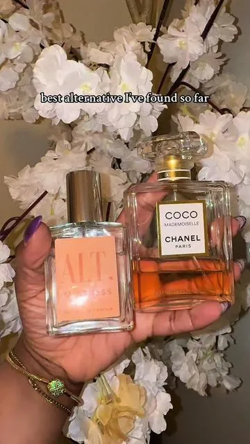 Almost 1:1 #altmistress #altfragrances #cocomademoiselle 