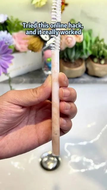 This 5-in-1 sponge brush is a total game changer.#tiktokshopblackfriday #deepclean #homehacks #5incupbrush #cupbrush 