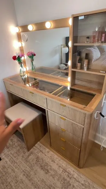 This makeup vanity has the perfect mix of storage + style. Spacious drawers, sleek design, and the perfect setup! ✨ #makeupvanity #vanity #homeaesthetics #aesthetic #makeuporganization 