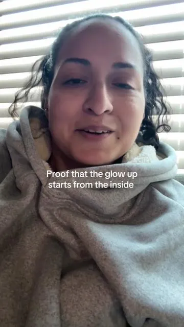 Lymphatic drainage, drinking my water and minding my business >>>