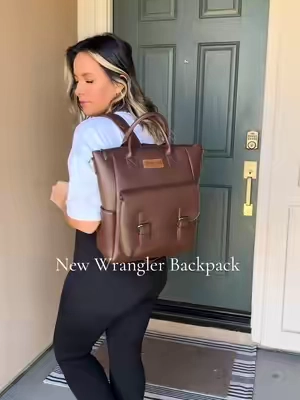 I’m so in LOVE with this bag! #tiktokshopjumpstartsale #wrangler #bag #backpack #fashion @Rustic Charm Bootic @Wrangler 