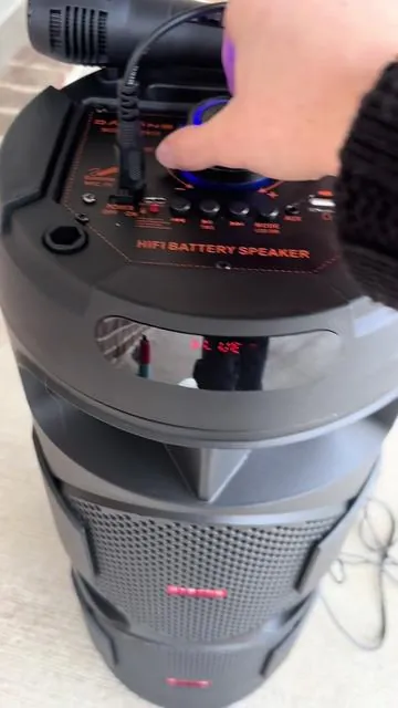 Powerful Party Speaker with Microphone — Bring the Party Anywhere! #Speaker#bigspeaker#tiktokmademebuyit#partybox#bluetoothspeaker