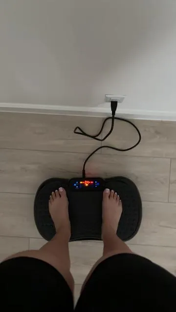 I’m telling you guys the results I already feel are amazing. #vibrationplate #health #circulation 