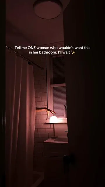 🫧 Yes, it’s water resistance 💦 it can handle mist or light moisture 🫶 @ORADO Official #ripplelamp #ambientlight #giftforher #bathroomlight #tiktokshopcreatorpicks 