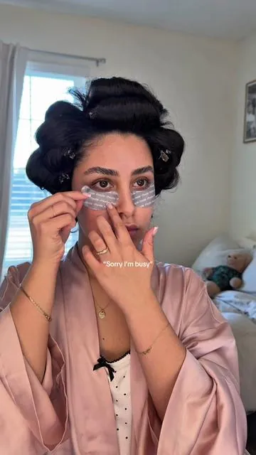 DIY self care baddie 🧖🏻‍♀️🫧 @Wavytalk_beauty  