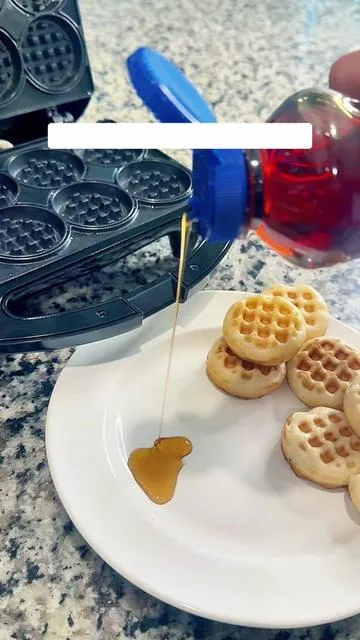 Mini waffle maker that can cook up to 8 at a time!  This will be nice to have especially if you have toddlers in the house!! @OSTBA #waffles #waffle #TikTokShopCreatorPicks #ostba #tiktokshopstockup 