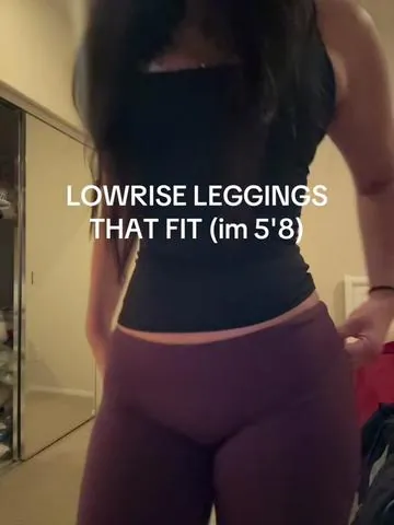 its so hard to find leggings that are my length! this brand is amazing since they have different inseams for different heights :) #fyp #ootd #leggings #outfitinspo 