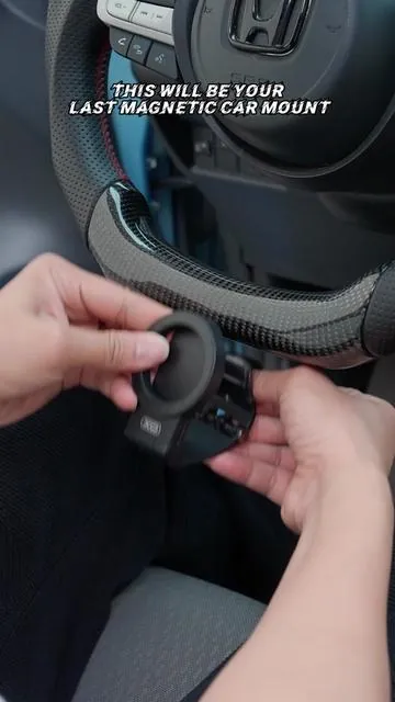 Strong Auti-Slip Magnetic Car phone Mount #phonemount #carphoneholder #magneticphoneholder #contentcreator #carphonemount 