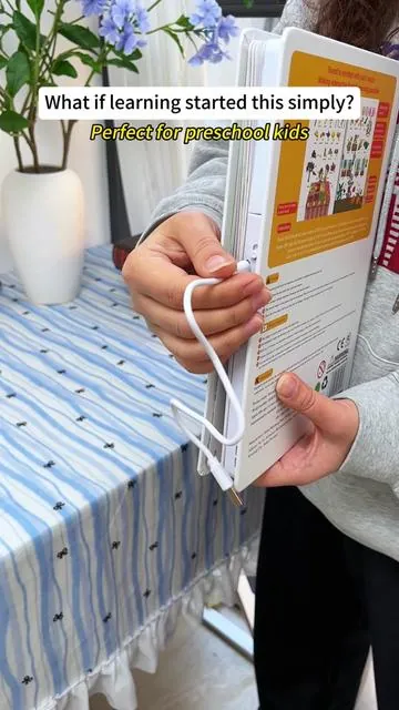 Skip boring gifts this Valentine’s Day 💘 This **talking toy** makes English feel like a game—add to cart now. #educationaltoy #Giftidea #giftsforkkids #Montessori #tiktokshopjumpstartsale 