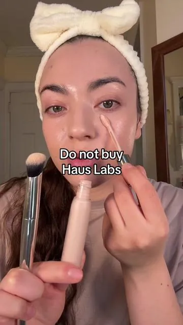 Dreamiest concealer duo by Haus Labs in a discounted bundle until supplies last 🤯✨🩷 #hauslabs #hauslabsconcealer #makeupdeals #tiktokshopbeautyfinds #tiktokshopcreatorfinds 