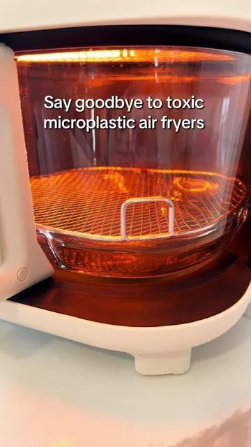 Switched to a glass air fryer and didn’t expect to like it this much. Crispy food, fast cooking, easy cleanup and I use it daily. 😋🥰#airfryer #nontoxic #glassairfryer 