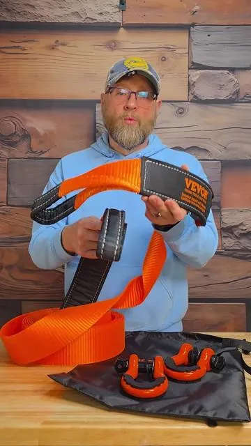 vevor  heavy duty tow/recover strap 3 inches wide and 20 ft long . with 2,  3/4 inch shackles #towlife #towstrap #tiktokmademebuyit #genx #vevorttshop @VEVOR Store 