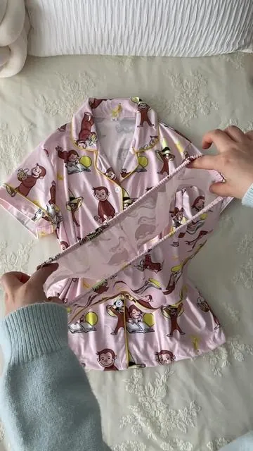 Monkey and banana print,super fun 🌙🐒🍌#twopieceset #pyjamas #spotlightfinds 
