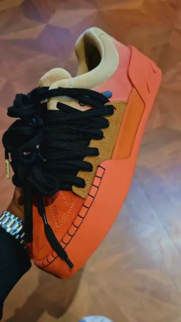 New colorway of the ANTA Hélà Style 'Roots' is now available on the #tiktokshop Click on the #shoppingcart and see if your size is still available #tiktokshopcreatorpicks #trendingshoes #anta 