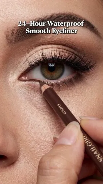 24-hour waterproof, smudge-resistant, smooth eyeliner pencil with a pencil sharpener included🥰🤩👏🏻🌟👇🏻👇🏻👇🏻#eyeliner #waterproofeyeliner #promotion #makeup #tiktokshopcreatorpicks 