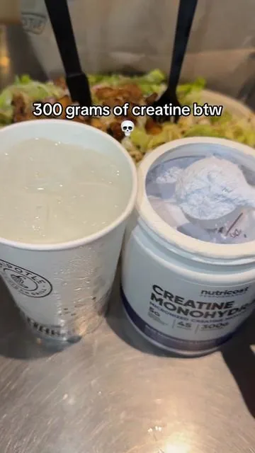 For this cheap with free shipping 💀 #creatine #flavored #nutricost #blueberry #gym 