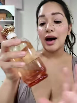 My favorite from Coach #coachperfume #coachsunset #coachdreamssunset #tiktokshopcreatorpicks #perfume 