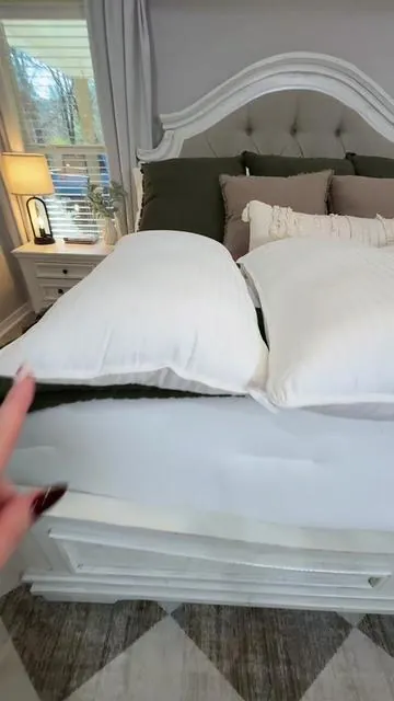 #pillows #hotelpillows #bedding 
