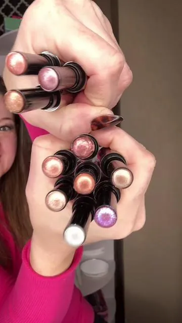 Timephoria Jelly cream eyeshadow sticks DO NOT BUDGE! #TimephoriaBeauty #JellyCreamShadow #EyeshadowSticks #EasyEyeLook #MakeupOnTheGo @Timephoria US Store 