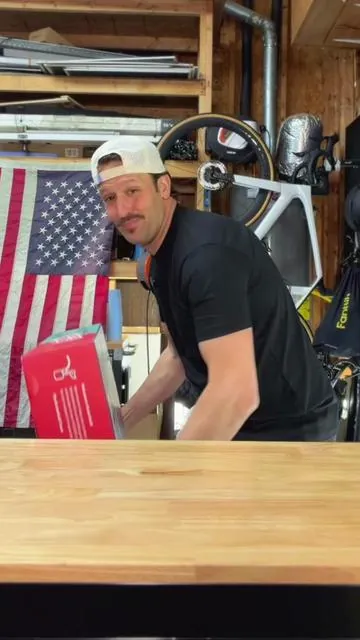 Portable golf + beer pong in one… this backyard party game turns any hangout into a competition. Perfect for tailgates, beach days, and BBQs..easy to set up, fun for everyone, and way more addictive than you expect. #bucketgolf #golflife #backyardgames #tiktokshopstockup #tiktokshopspringglowup